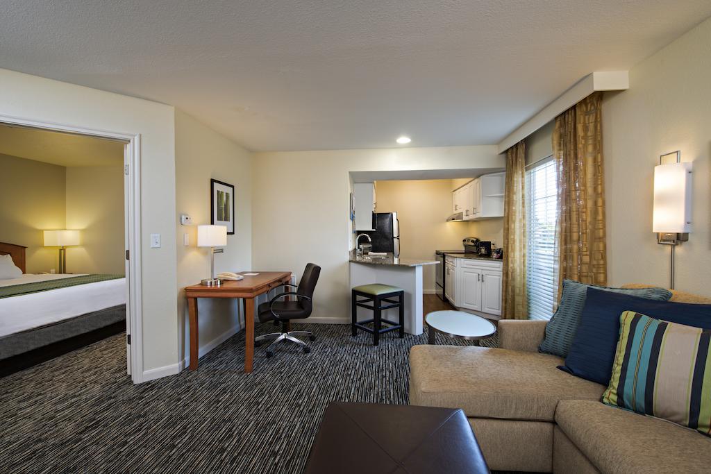 Hyatt House Gaithersburg Bilik gambar